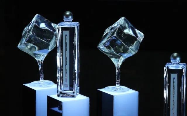 芦丹氏香水推荐前世今生,芦丹氏红色香水香评