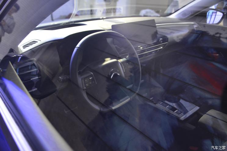 雪铁龙凡尔赛c5x最帅造型,新款雪铁龙凡尔赛c5x享不凡