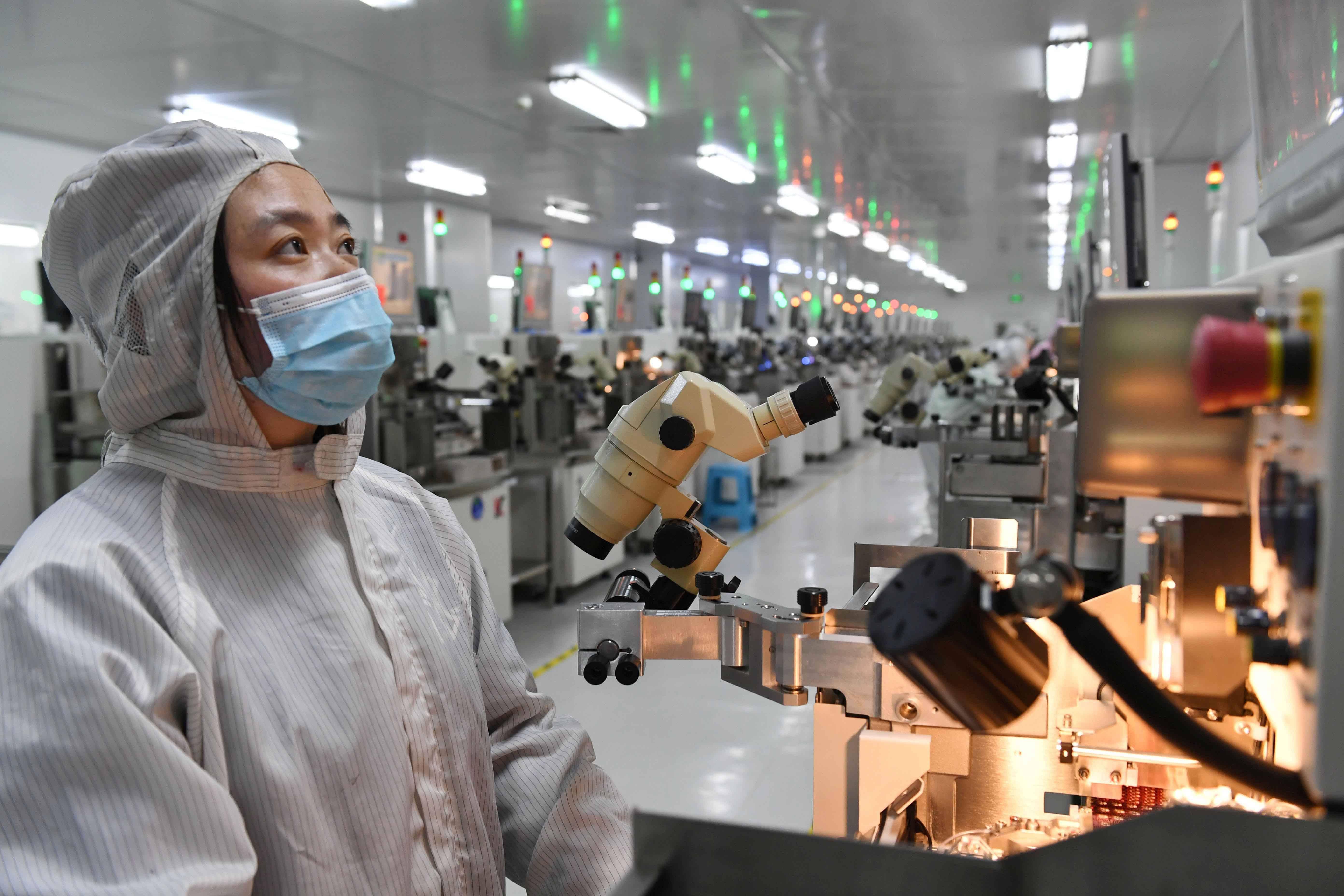 中国芯生存现状,中国芯痛之下如何破局