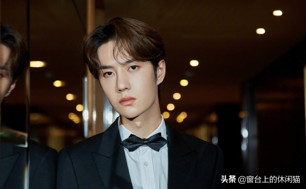 王一博成功的艰难历程,王一博的坎坷成名之路