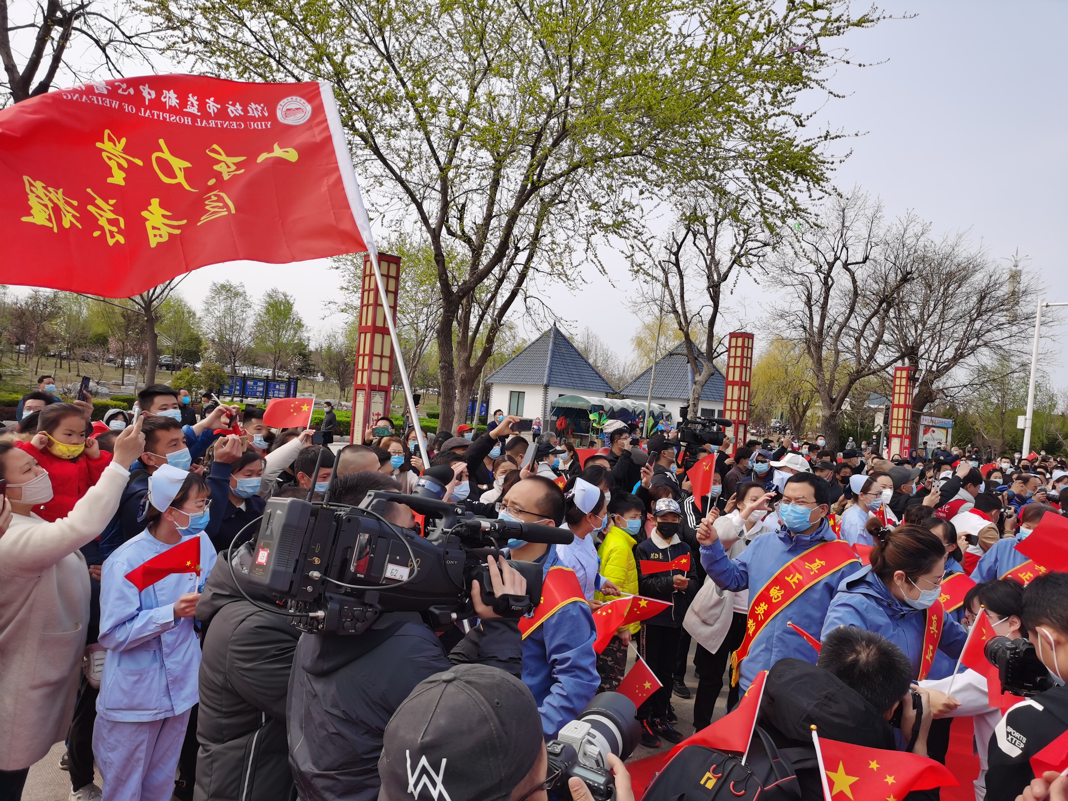 英雄归来最高礼遇抖音,英雄归来最高礼遇视频