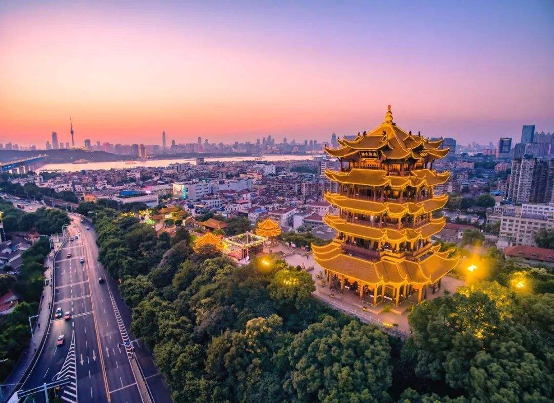 美国个人用电量与中国的用电量,美国人均用电与中国人均用电对比