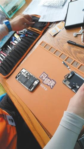 闪修侠hi维修和极客修哪家强,手机极客修和闪修侠哪个比较好