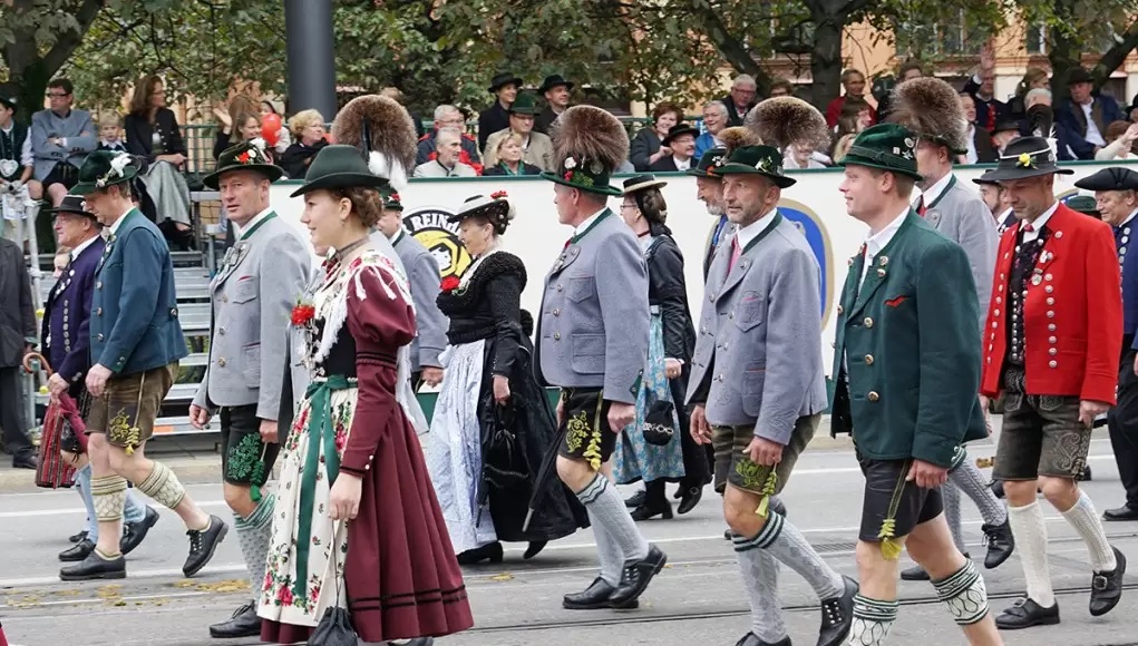 沉浸式体验德国慕尼黑啤酒节,德国生活