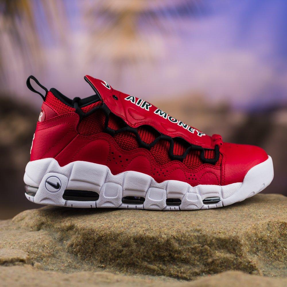 本命年怎么干啥都不顺,本命年穿什么鞋