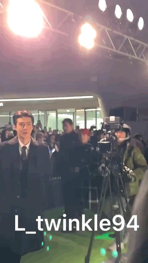 南韩神颜女爱豆李知恩,南韩男爱豆神颜用测谎仪