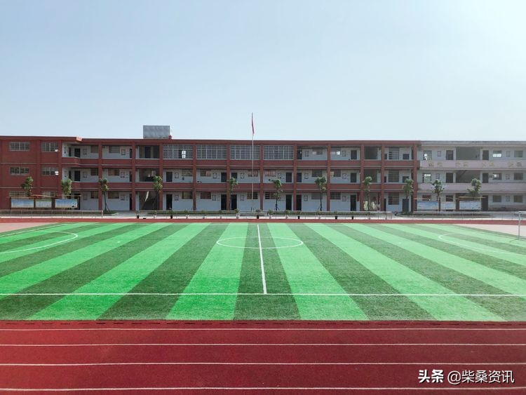 九江柴桑区育英中学校怎么样,九江马回岭阳光学校有没有高中