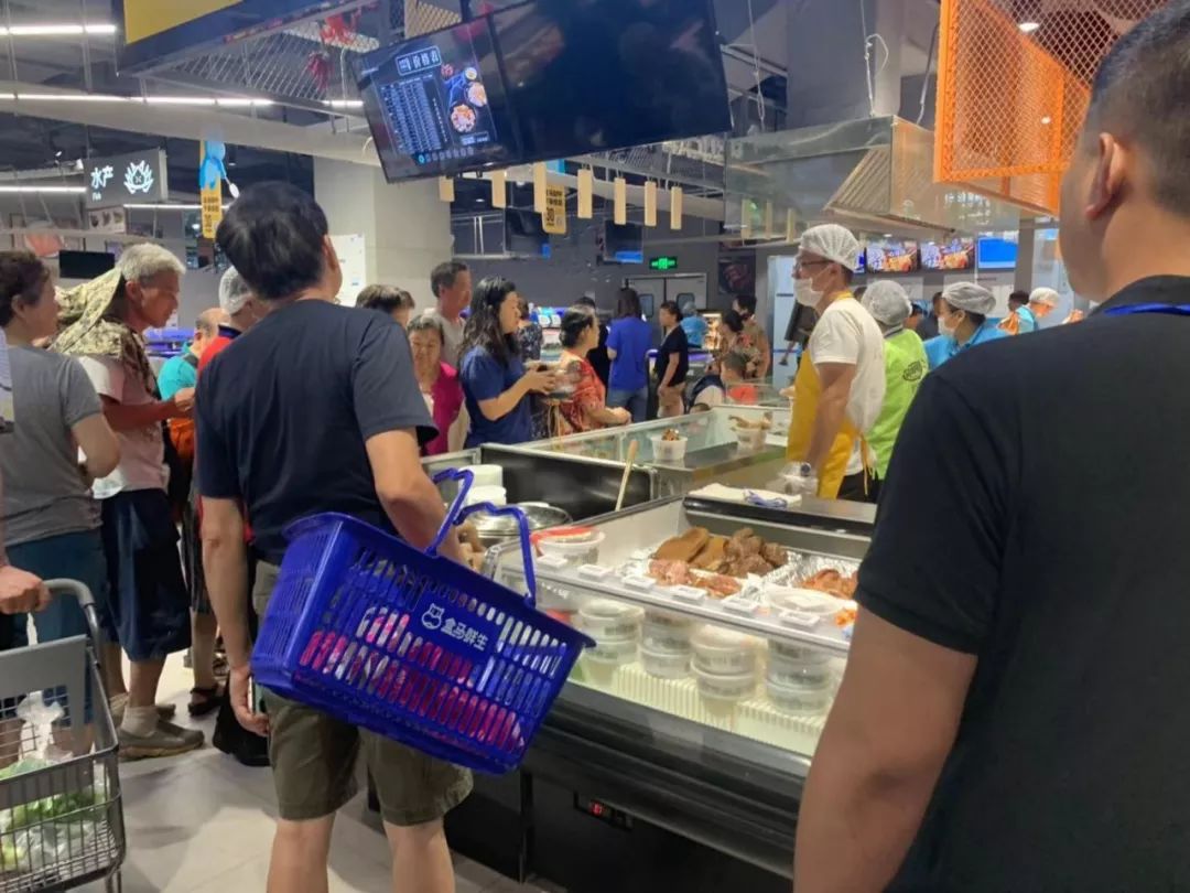 实拍南京第二家盒马奥莱开业现场,盒马鲜生探店体验视频