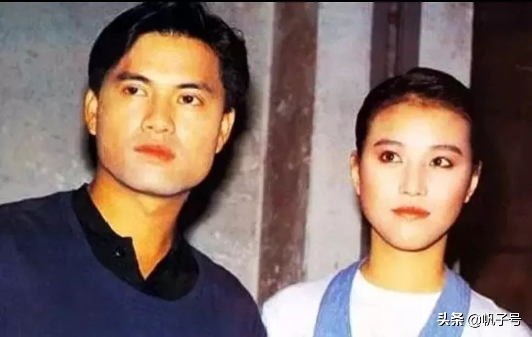 两个“最美周芷若”：美人的中年危机总是来得更猛烈一些