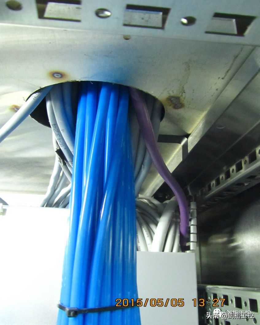 西门子触摸屏运行1h后卡死,西门子触摸屏故障记录怎么做