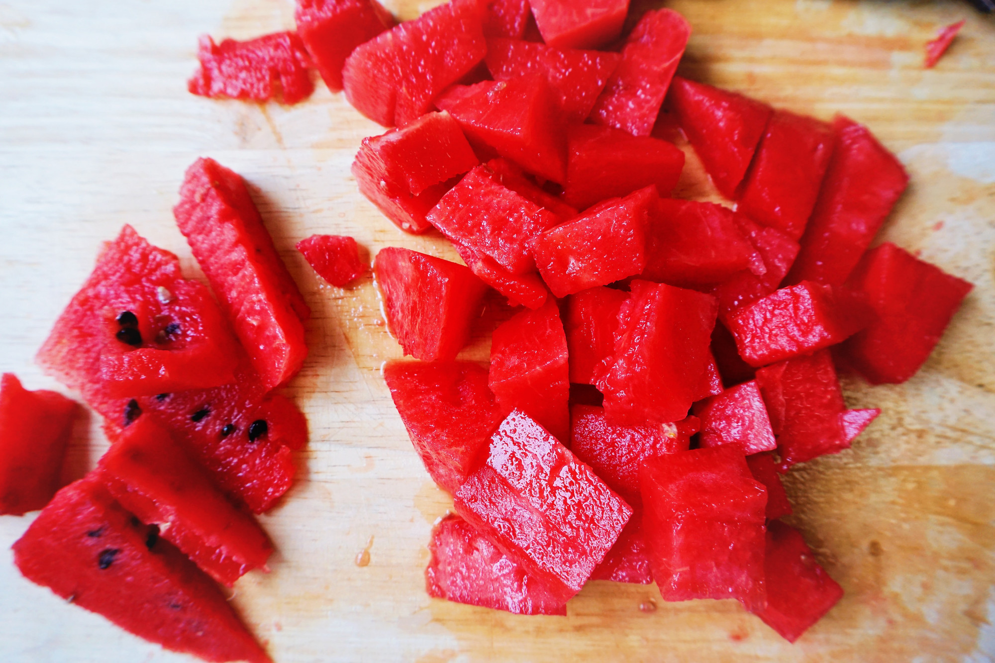 自制夏日饮品西瓜沙冰,做西瓜沙冰的方法