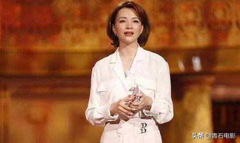 央视3大名嘴“神仙打架”，董卿点评上热搜，李莎旻子晋级引争议