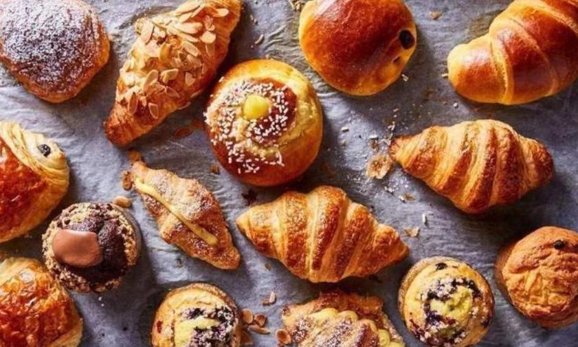 面包店卖过期面包怎么处理,为什么面包店的面包过期要扔掉