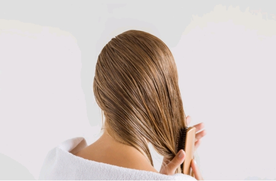 欧莱雅奇焕精油润发乳怎么用,巴黎欧莱雅奇焕精油润发乳好不好