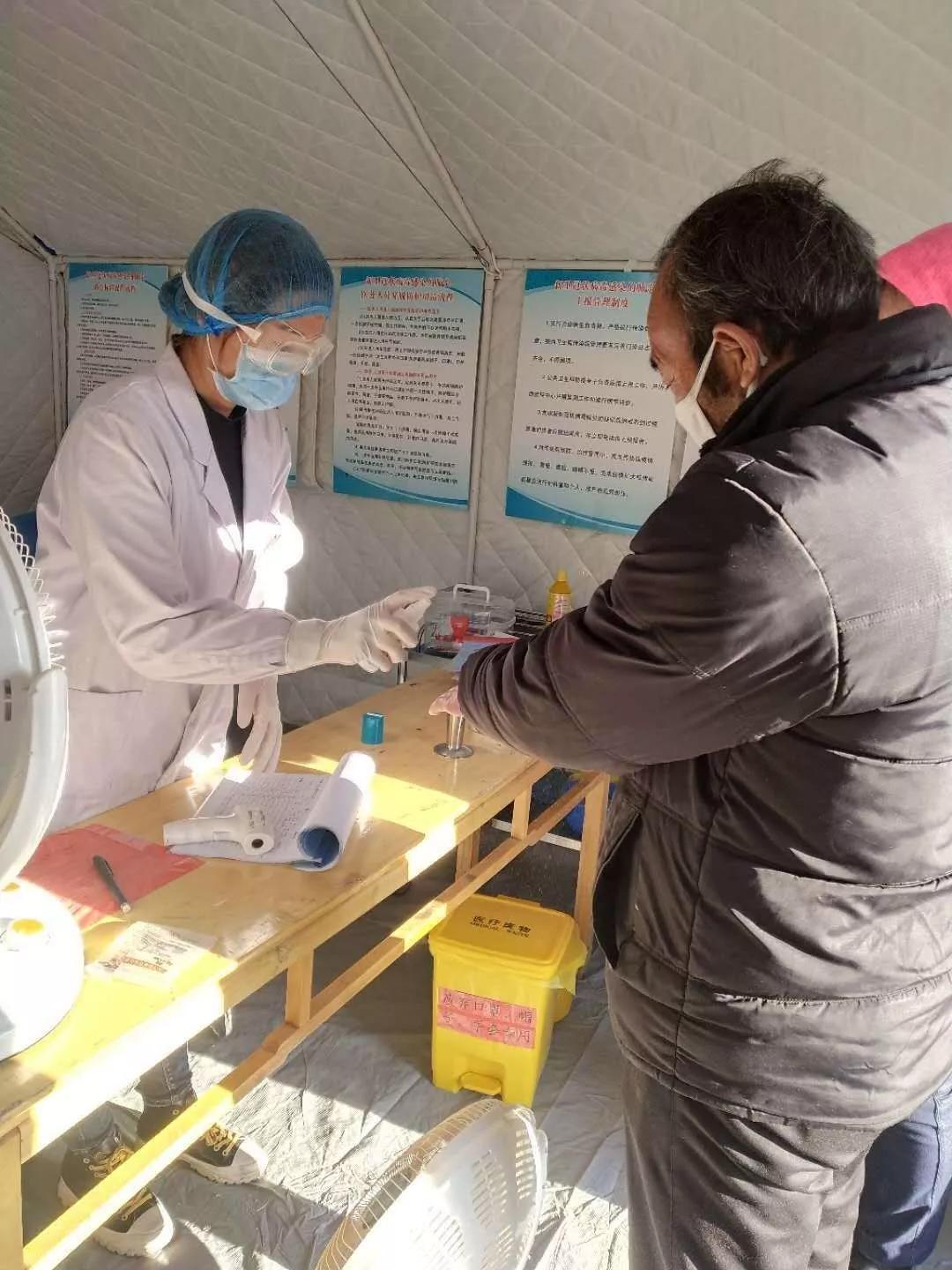 疫情面前党员冲在前,疫情防控勇当先党员干部走在前