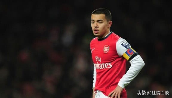 中国足球与外国足球文化差距,外媒评价中国不缺乏足球人才