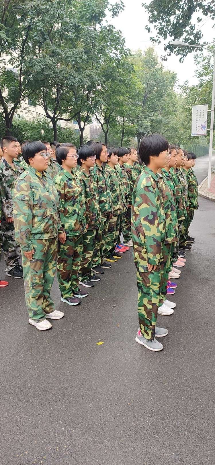 短暂而漫长的军训,军训进行时新生军训纪实全程高燃