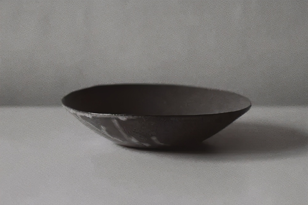 巴音博罗：寂静中等待呼唤的器物