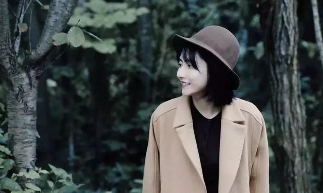 不当环球小姐，她跑到深山，种菜、调香，过上佛系人生