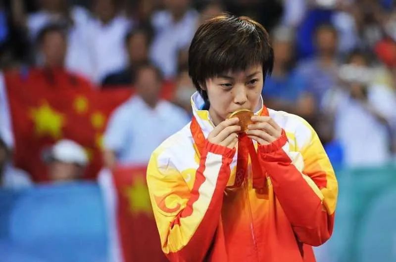 张怡宁的妈妈王凤英,张怡宁母亲是谁