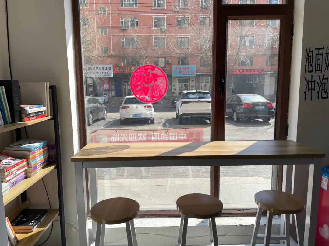 辞去年薪百万的工作回到农村,年轻人辞职去农村租房