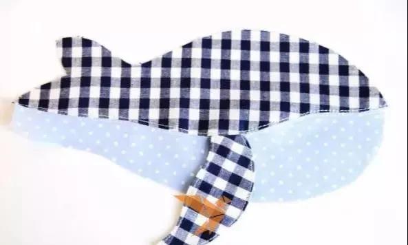 抱枕小鲸鱼,布艺花朵抱枕