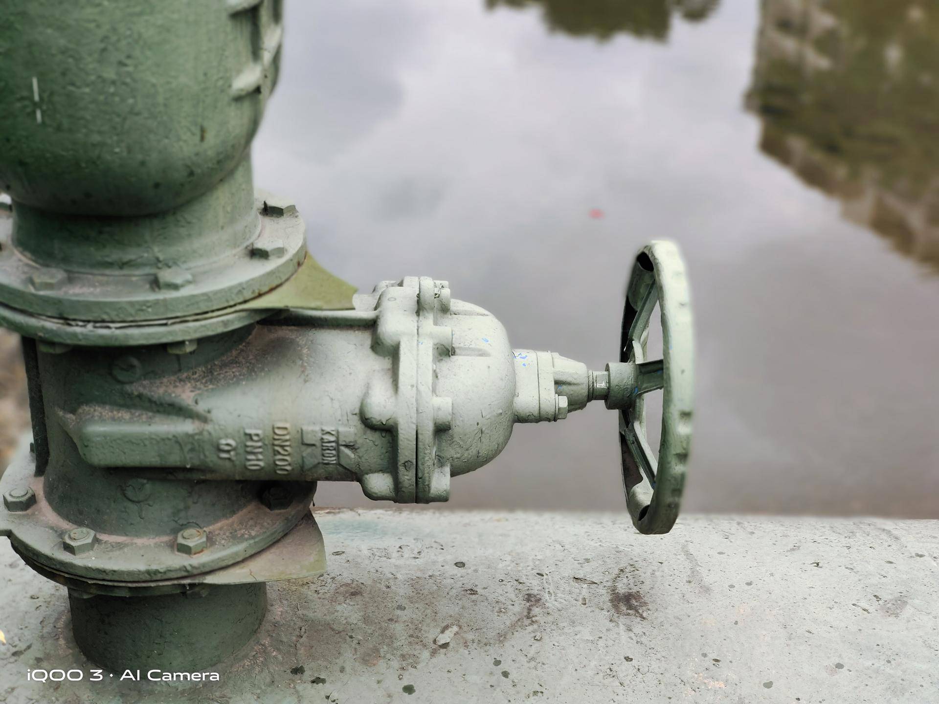 抛去游戏手机标签，作为一款普通手机，iQOO3体验究竟如何？