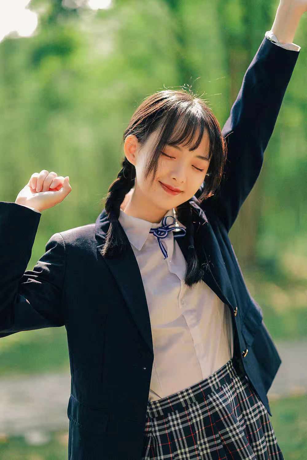 女生拍写真怎么拍出高级感,女生拍照写真技巧有哪些