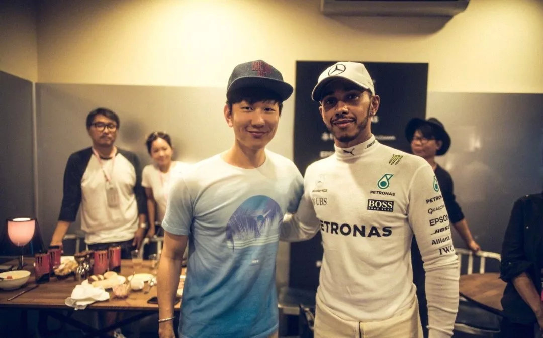 林俊杰网瘾少年歌,林俊杰网瘾少年现场直播