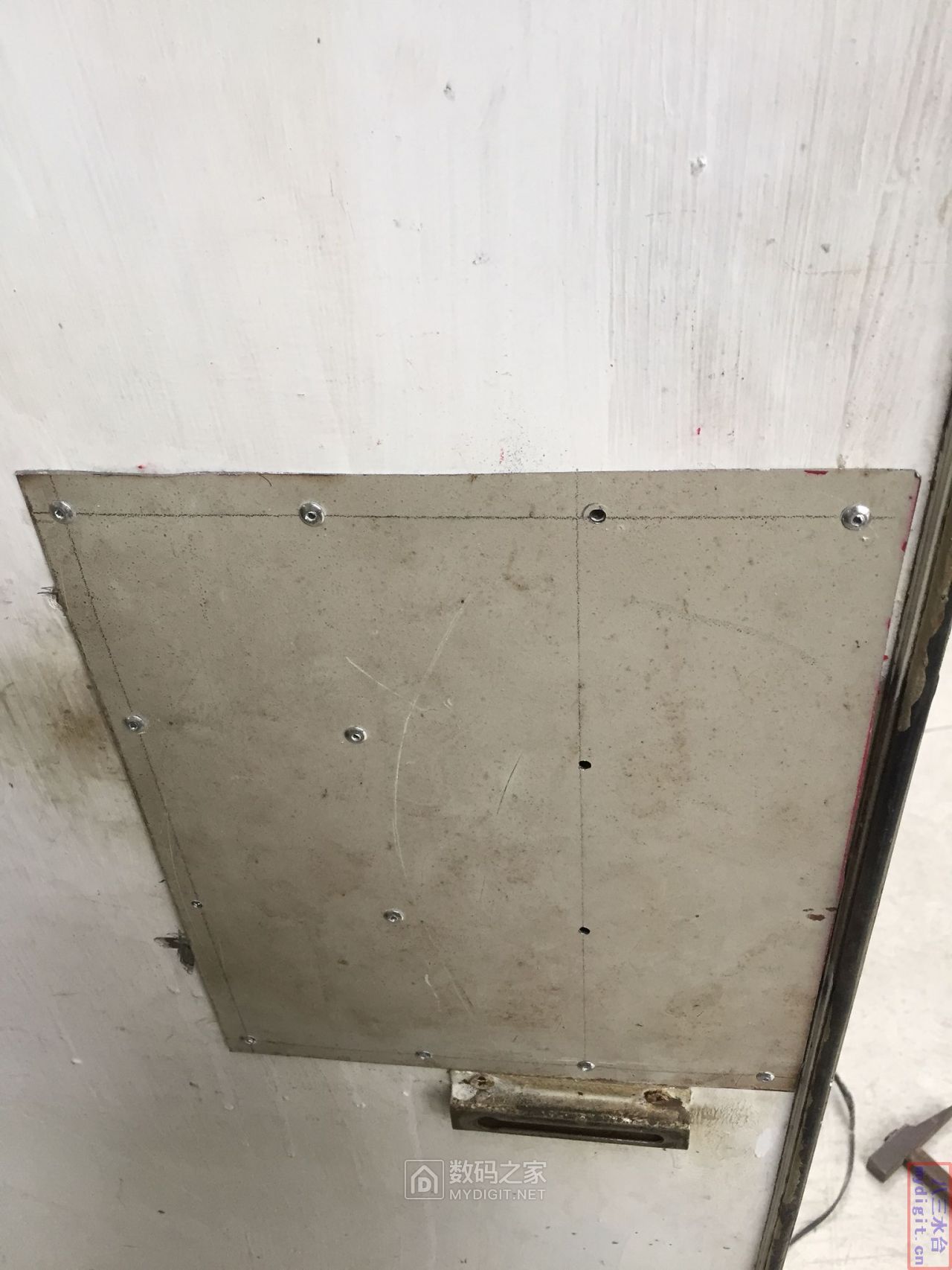 老式防盗门如何安装指纹锁,老防盗门指纹锁安装教程