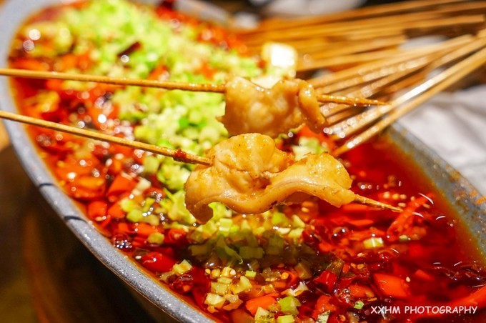 成都本地人去的最好吃的美食,中国姑娘吃成都美食