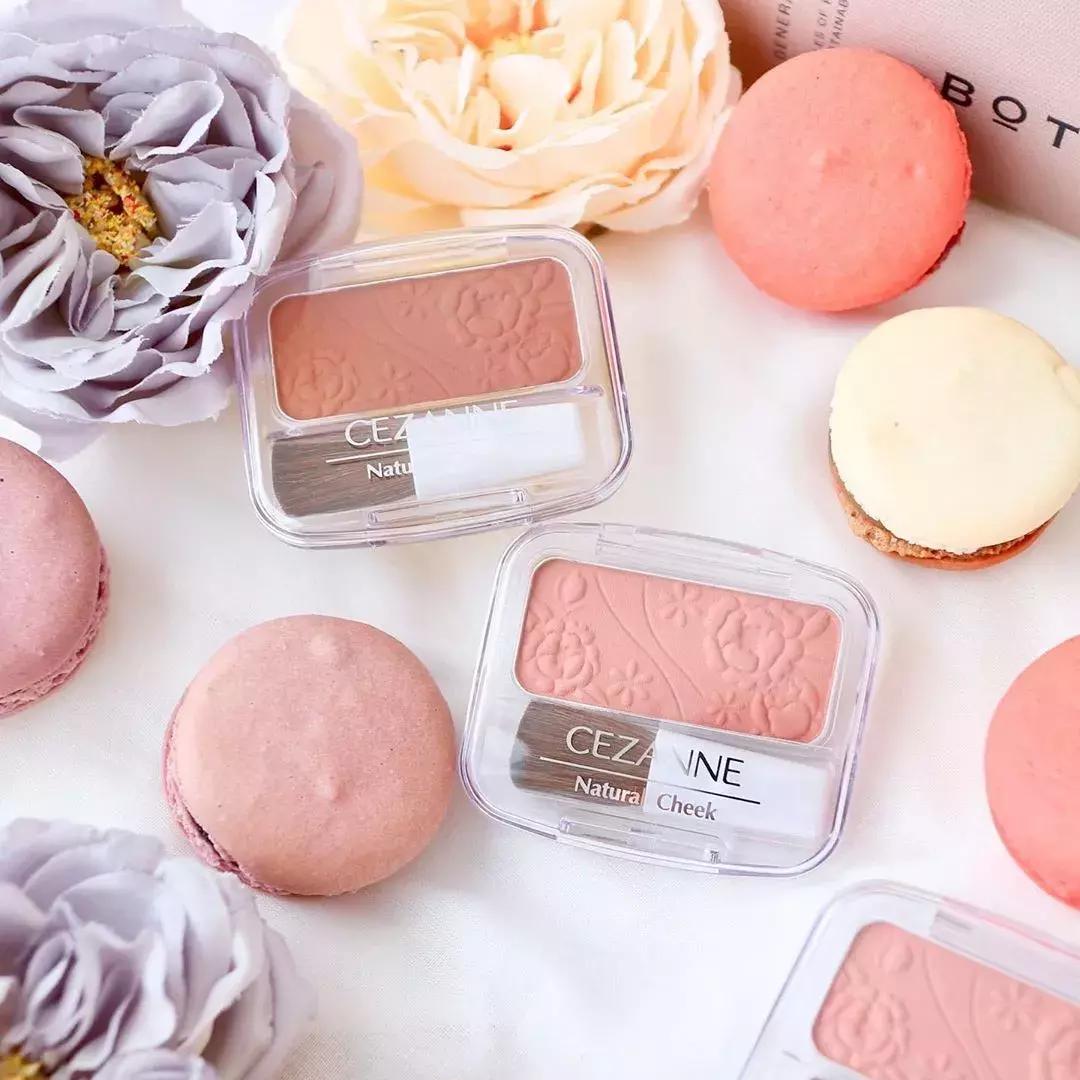 日本高中女生教你如何在10元店淘宝!10元当100元用的秘诀