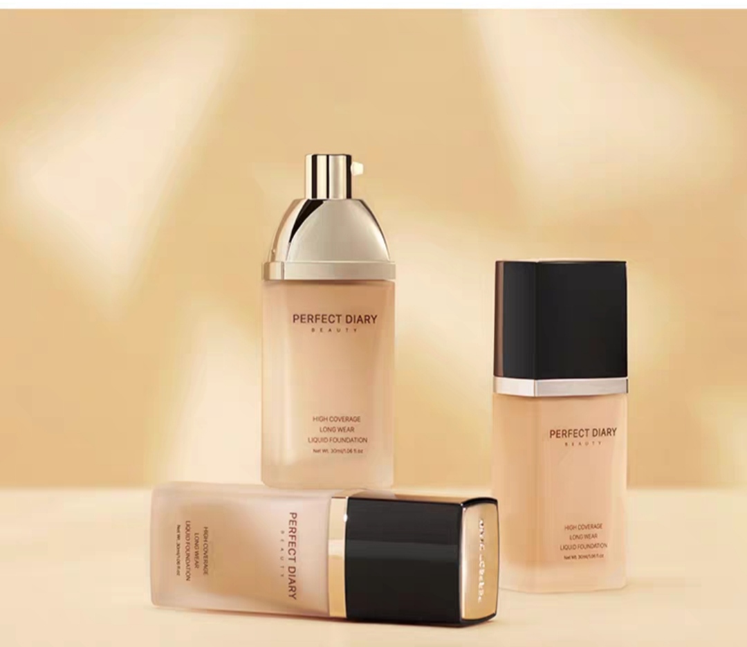 油皮粉底液持久不脱妆推荐平价男,好用不卡粉不脱妆的粉底液