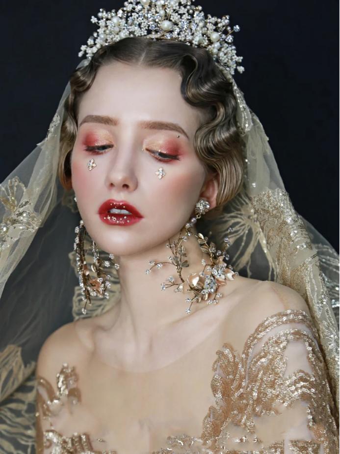 最近很火的轻奢款妆容,古典妆容适合什么风格的人