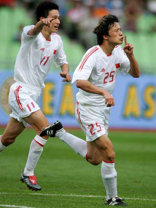 谢晖德乙帽子戏法视频,谢晖国足对韩国