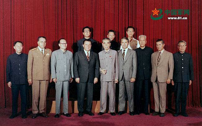 深切缅怀周总理!周恩来最后岁月:我体重还有61斤请主席放心