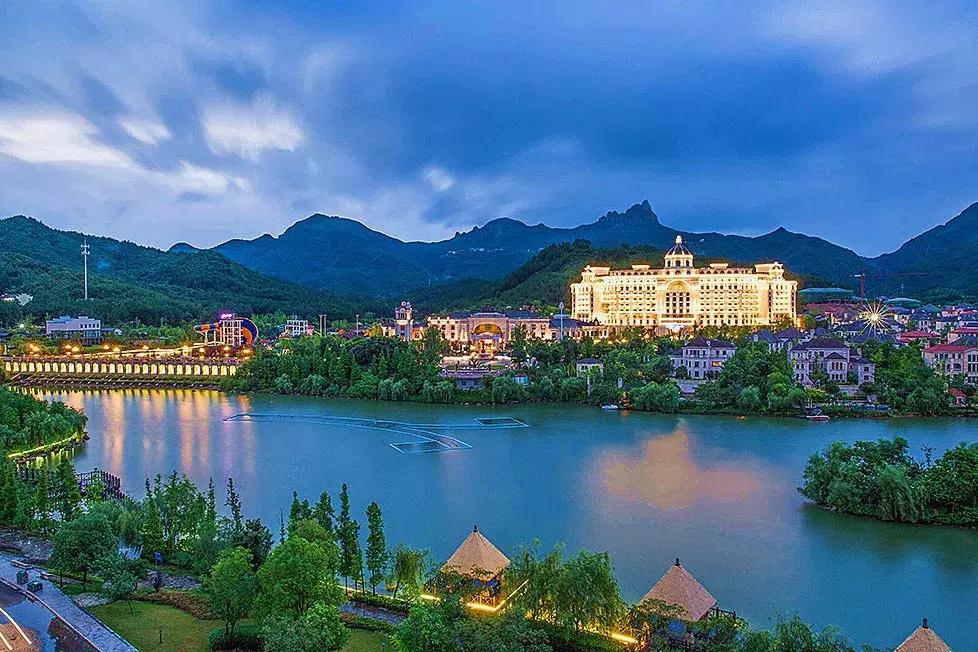 适合冬天的温泉酒店推荐,冬天日式温泉酒店