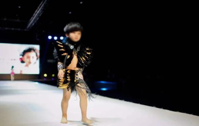 花了16.4万，我把孩子送上了班级人气榜单第一