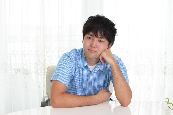 肝脏毒素多了是否还能排出去,肝毒素多了人有什么症状