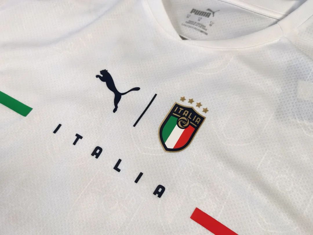 变身夺冠热门，蓝衣军团还能走多远？