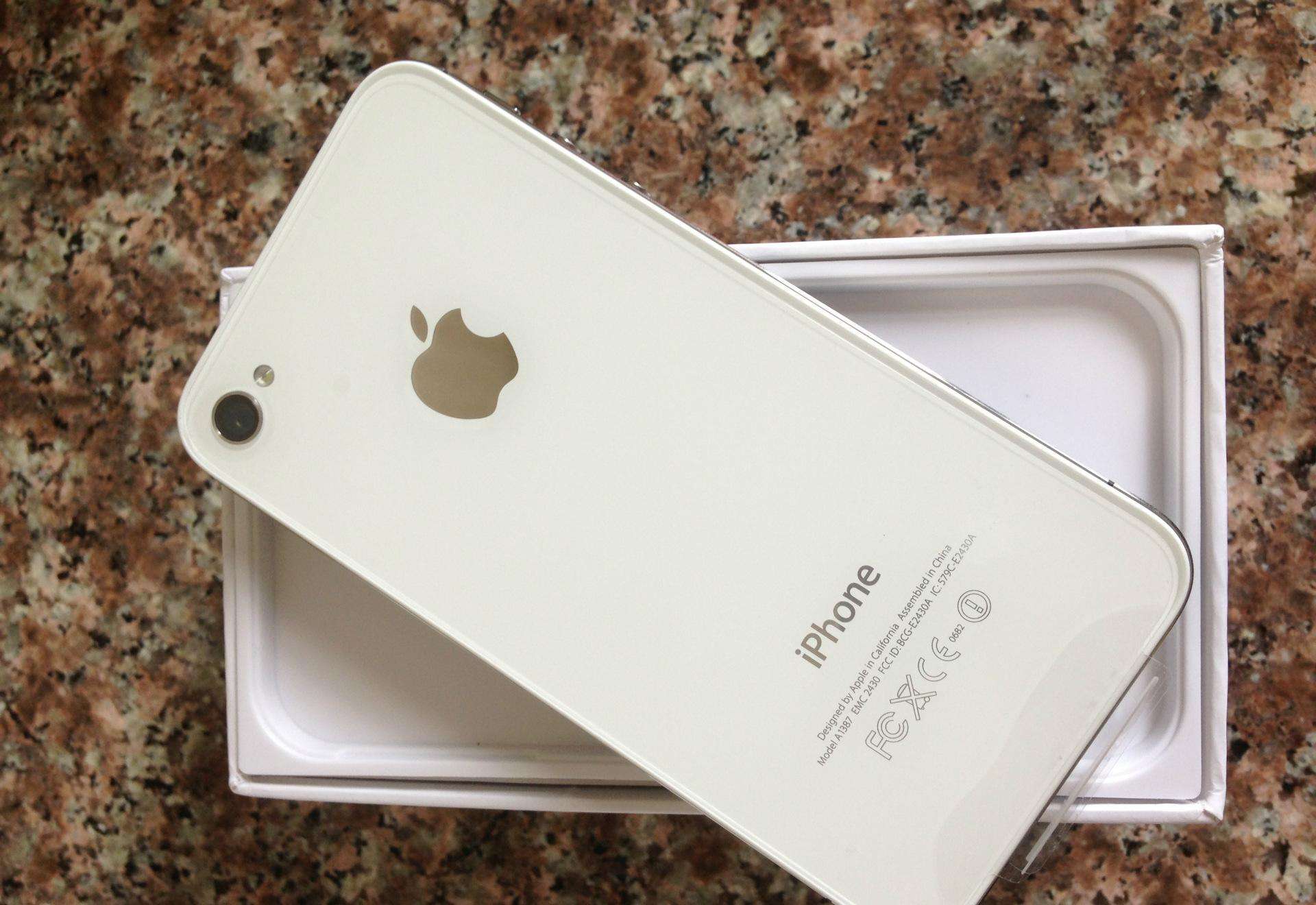 2020年还在用iphone4s是什么感觉,买了苹果iphone8