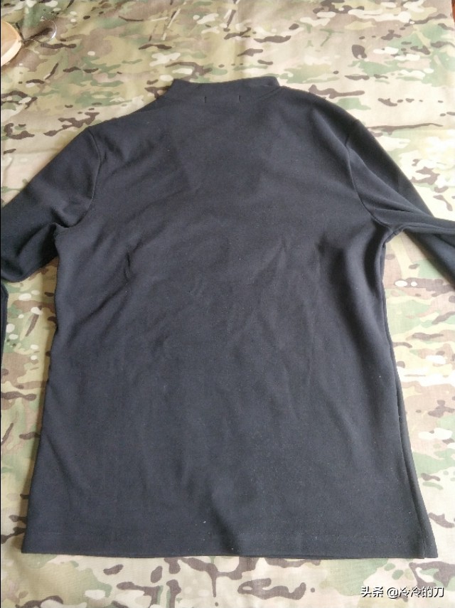 领口下垂怎么改小,领口太大怎么处理小技巧