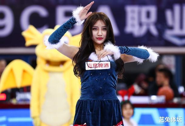 cba浙江对广东队啦啦队,杨燕婷广东队啦啦队和球员照片