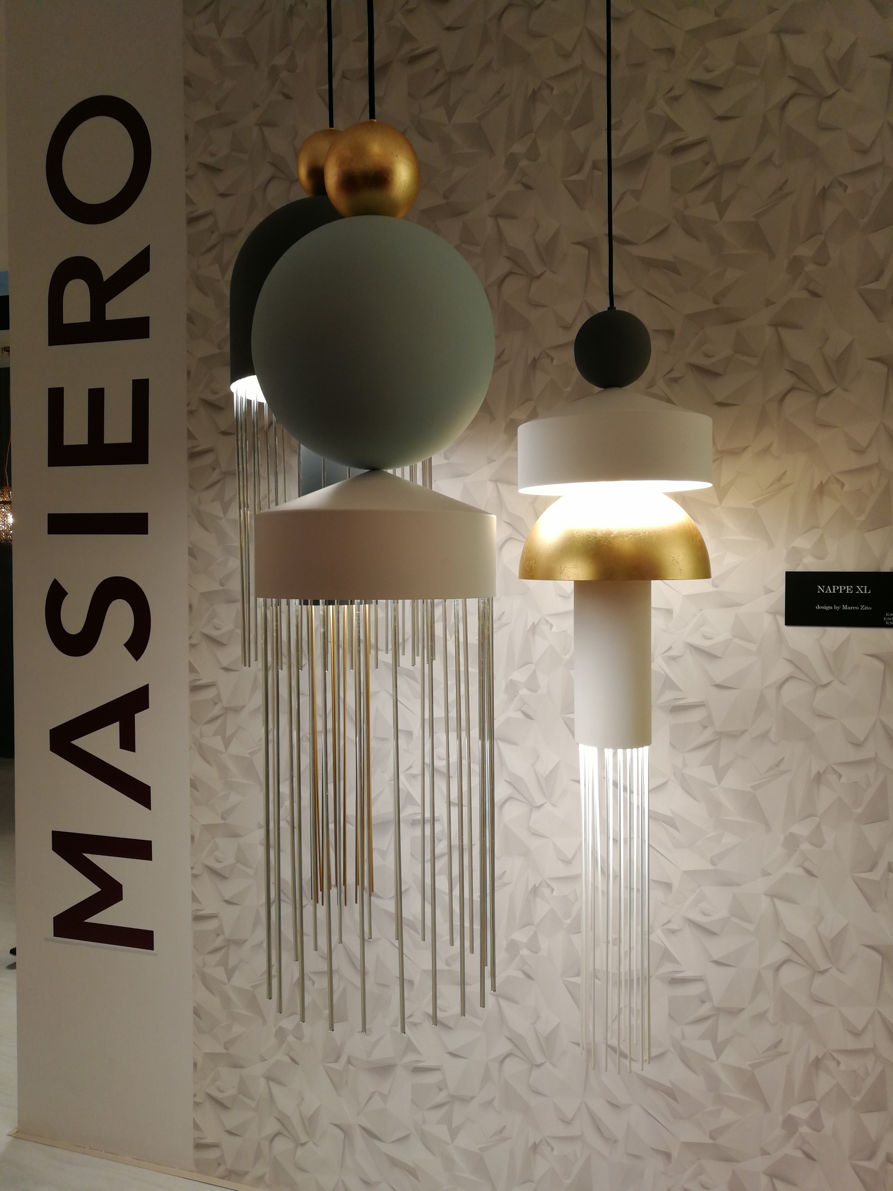 米兰家具展灯具,米兰国际家具展2004