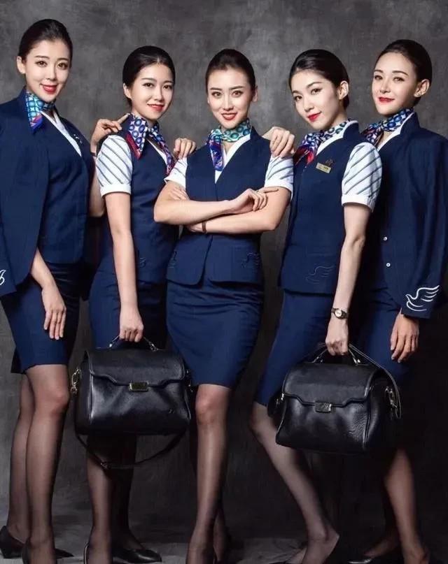 抖音为什么有这么多空姐,抖音上的空姐有几个是真的