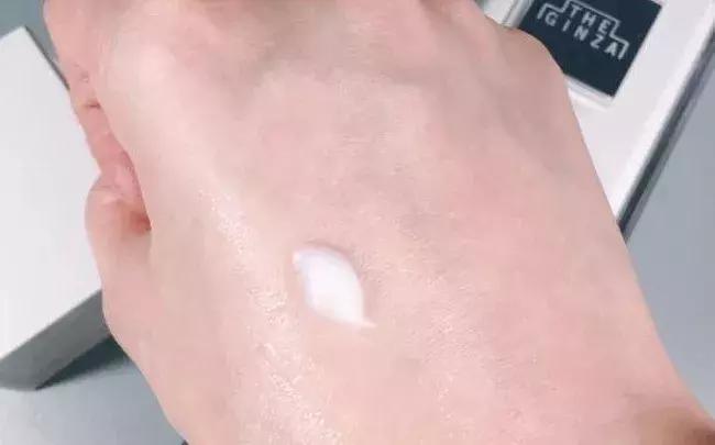 适合25岁面霜性价比,25岁的女生用什么面霜比较好