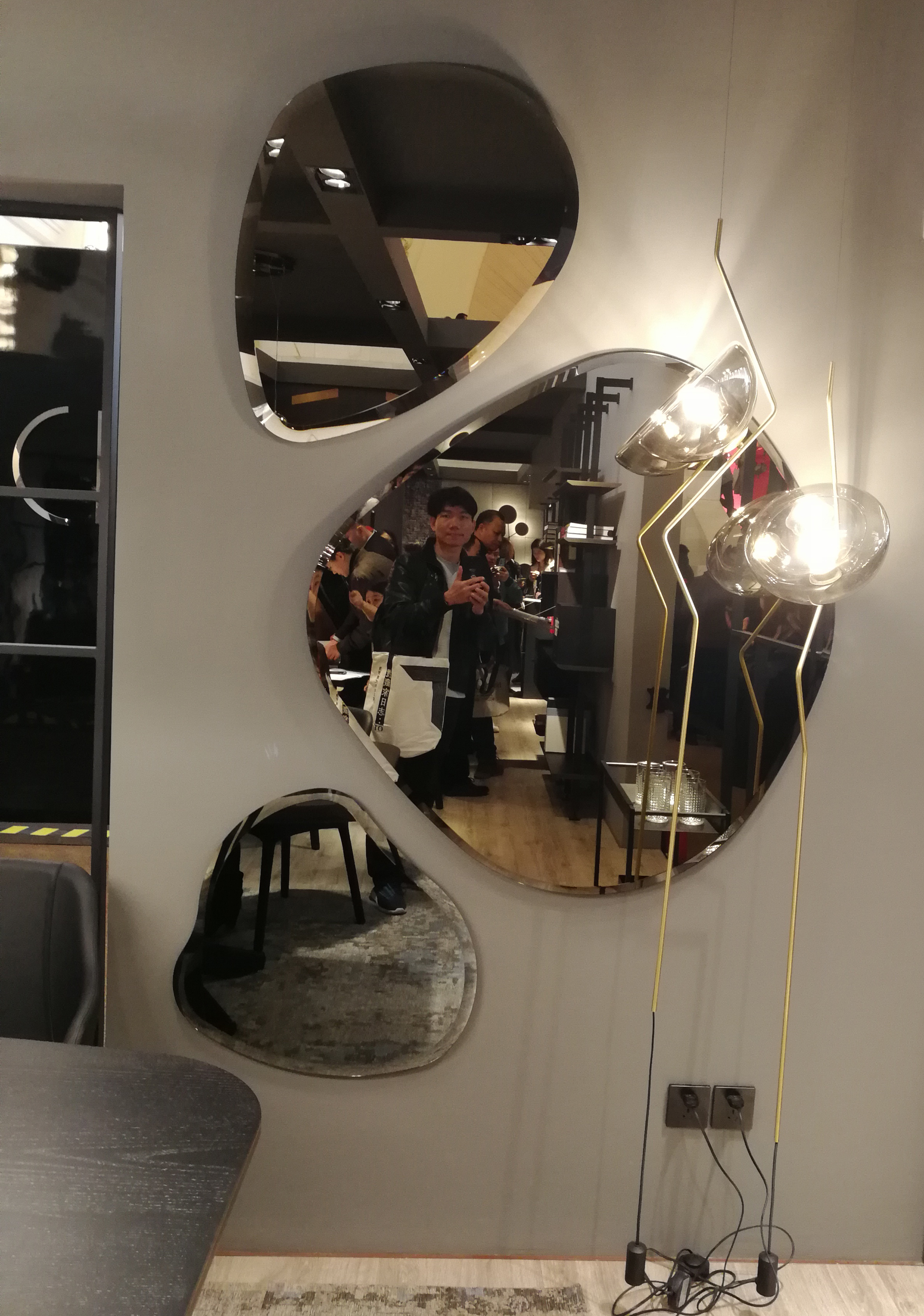 米兰家具展灯具,米兰国际家具展2004