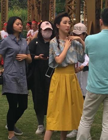 最美主持人李思思究竟是怎么了,央视主播李思思素颜