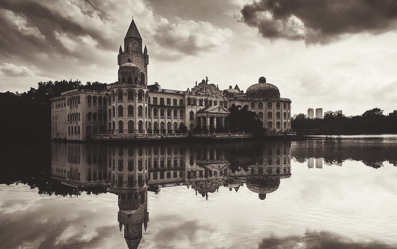 呼和浩特好吗发达吗,呼和浩特文化古迹之旅