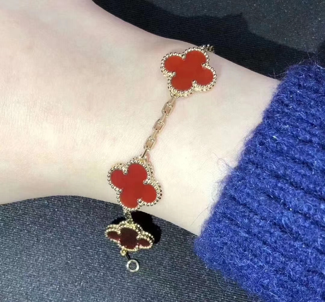 戴黄金过敏是不是假的,对黄金过敏涂抹哪种药膏